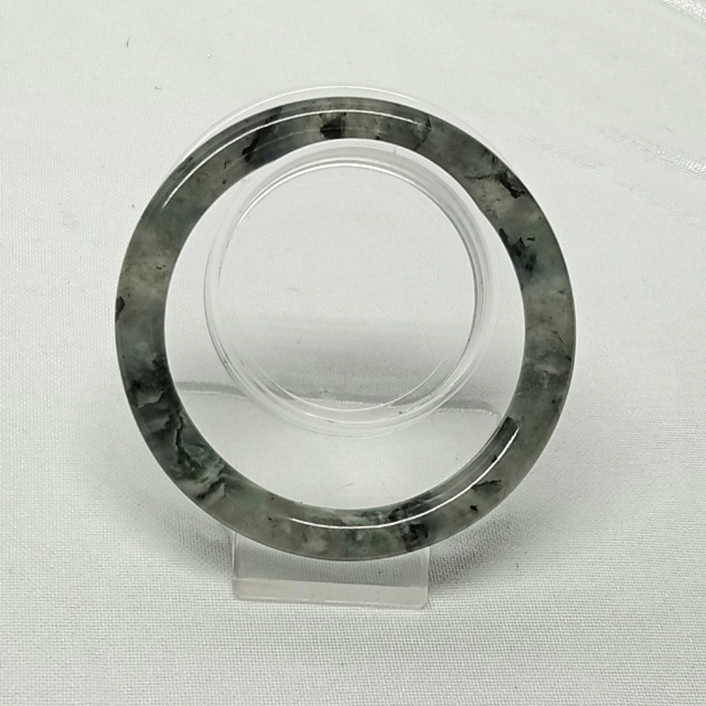 River mountain jadeite bangle